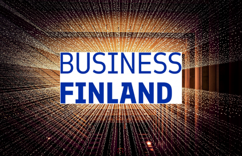 Valoketjuja ja Business Finlandin logo.
