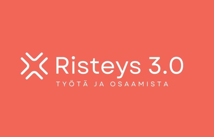 Teksti Risteys 3.0 työtä ja osaamista oranssilla pohjalla.